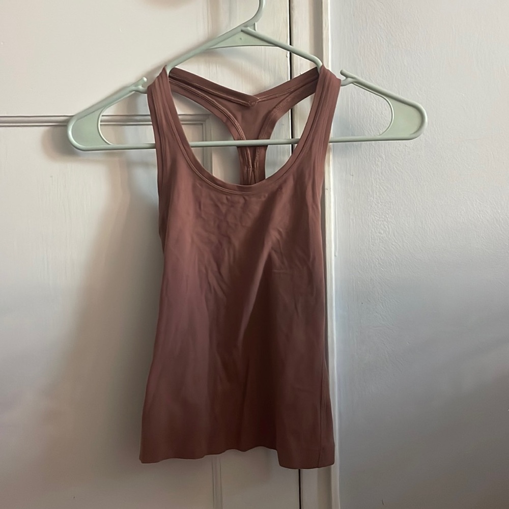 maroon/pinkish lululemon tank, lightly worn